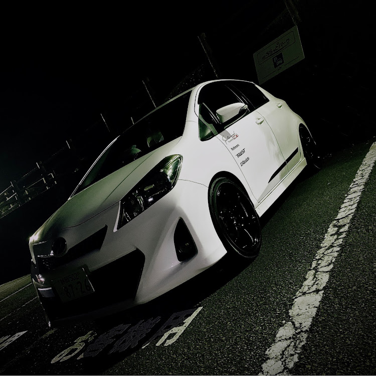 ヴィッツのサスペンション・車高調・ヴィッツ・RS・アドバンに関するカスタム事例の投稿画像1枚目