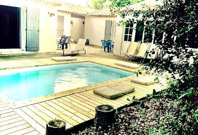 Maison avec piscine et terrasse 5