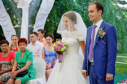 結婚式の写真家Tina Markovkina (shell)。2015 10月28日の写真