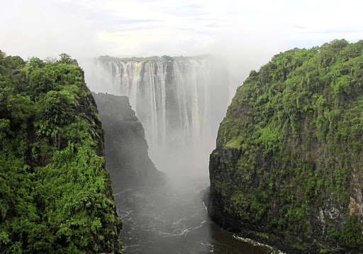 Holidaymaker falls into gorge at Victoria Falls - TimesLIVE