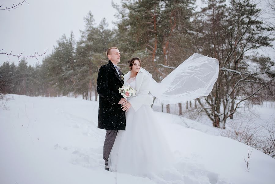 Photographe de mariage Ulyana Titova (titovaulyana). Photo du 25 février 2022