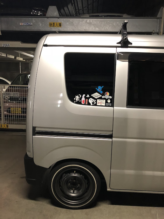 エブリイバンのNEX-001さんが投稿したカスタム事例の投稿画像3枚目