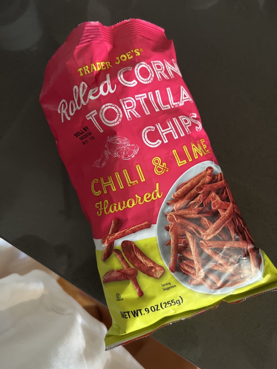 Rolled Corn Tortilla Chips Chili & Lime