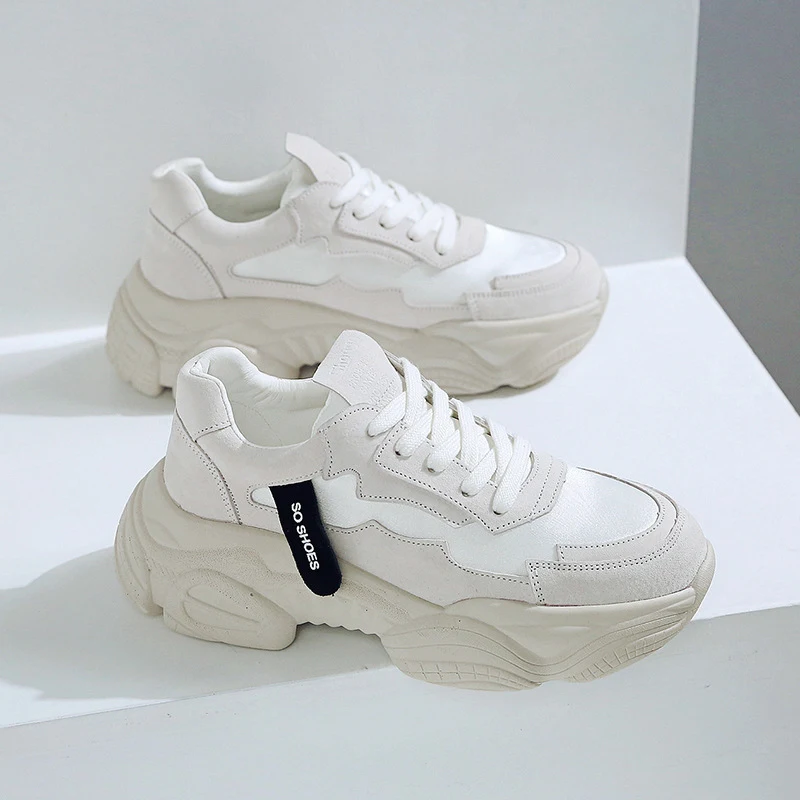Wild Korean Super-Daddy Tide shoes. Stylish sneakers for men, featuring a tide design. Provides comfort and a unique Kor