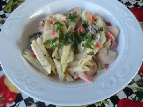 Shrimp and Roasted Red Pepper Alfredo