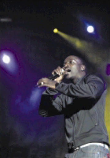 American Hip Hop Musician Akon performs at the Urban Music Festival, Northgate Dome, Johannesburg. 11/04/2008. Pic. © Kevin Sutherland. 12/08/2008