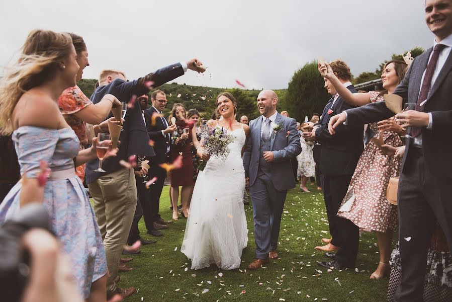 Wedding photographer James Horwood (jameshorwoodph). Photo of 1 July 2019