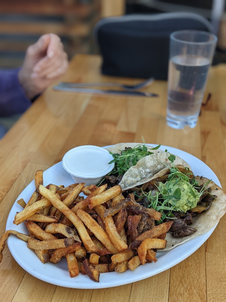 8/10
EL TORITO TACO PLATE
Non-celiac grandma said very good but a little on the spicy side for her. Loved the fries so much she took them home in a doggy bag.