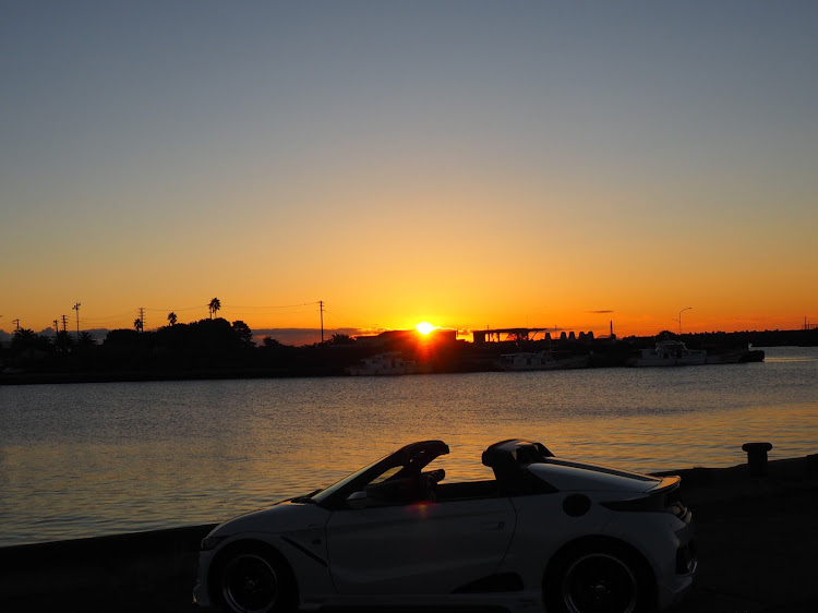 S660の休日の朝のドライブ・夜明け・おはダイラに関するカスタム事例の投稿画像1枚目