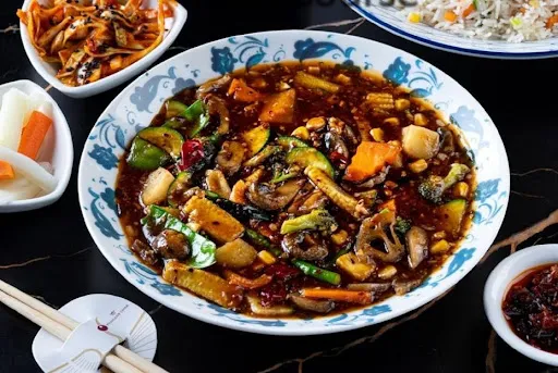 Stir Fried Seasonal Vegetables In Yellow Bean Sauc(Mc)