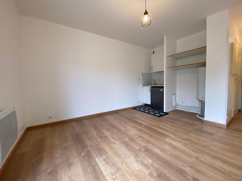 Location  appartement 1 pièce 19 m² à Limoges (87000), 360 €