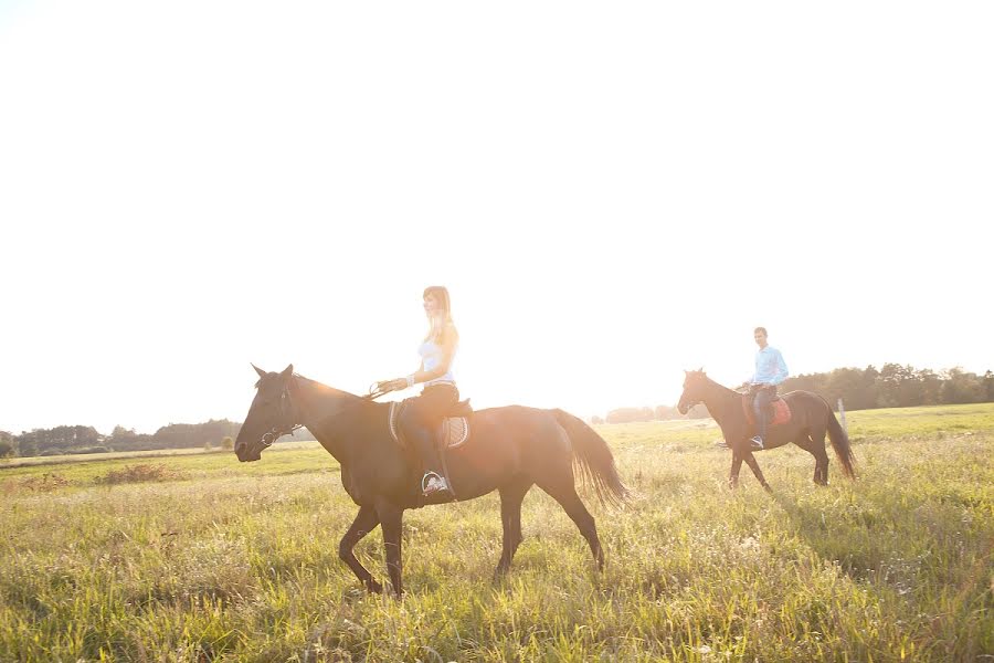 結婚式の写真家Aleksandr Cunik (saneekk1)。2013 1月24日の写真