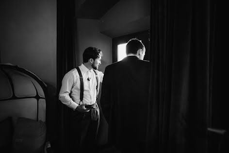 Wedding photographer Michael Dunn (dunncaceres). Photo of 12 June 2024