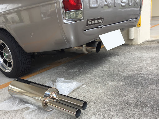 サニートラックのマフラー交換・ワンオフマフラーに関するカスタム事例