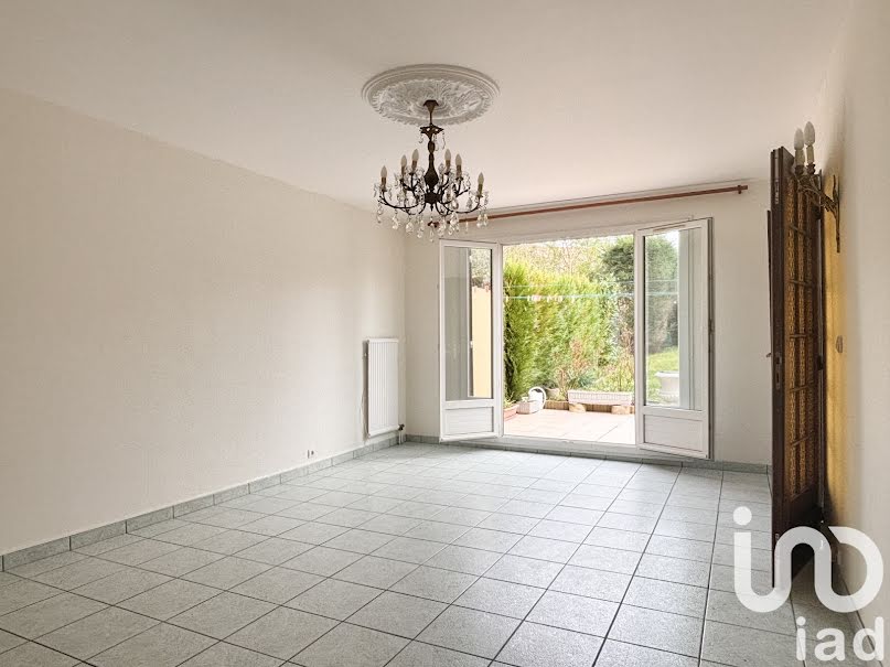 Vente maison 5 pièces 103 m² à Noisiel (77186), 359 000 €