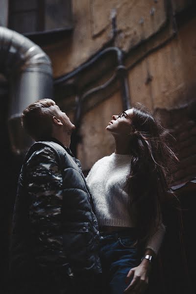 Fotógrafo de casamento Aleksandr Chernyshov (sashatribal). Foto de 5 de outubro 2016