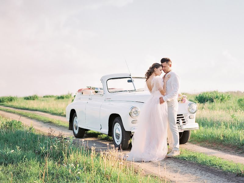 Fotografo di matrimoni Yuliya Danilova (july-d). Foto del 4 dicembre 2018