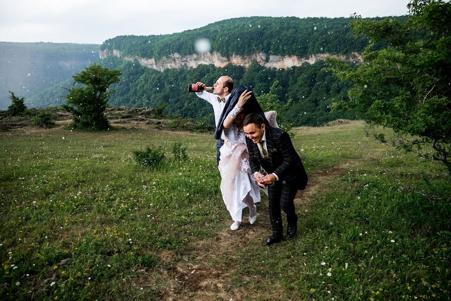 Fotógrafo de casamento Anna Tatarenko (tatarenkophoto). Foto de 4 de outubro 2018