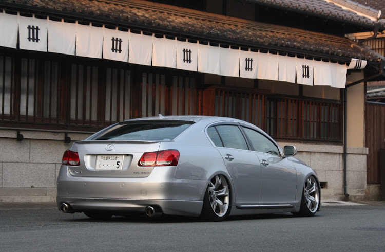 GSのGS350・純ホイ流用・エアサスに関するカスタム事例の投稿画像3枚目