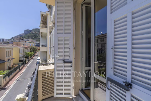 Apartment with terrace 3