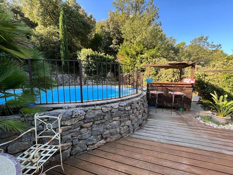 Vente villa 5 pièces 165 m² à Sollies-pont (83210), 659 000 €