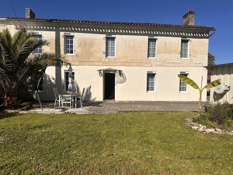 Vente maison 6 pièces 180 m² à Lugon-et-l'Ile-du-Carney (33240), 374 000 €