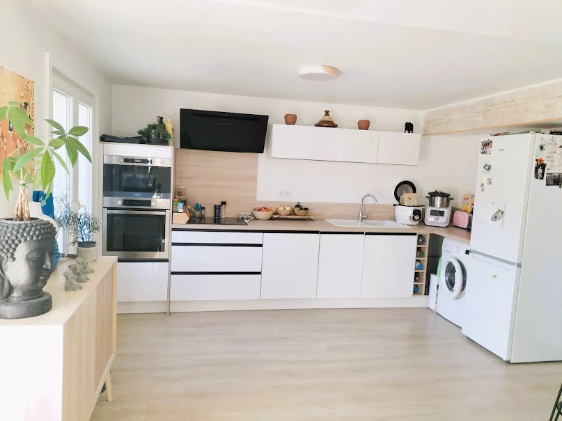 Vente maison 5 pièces 94 m² à Vichy (03200), 290 000 €