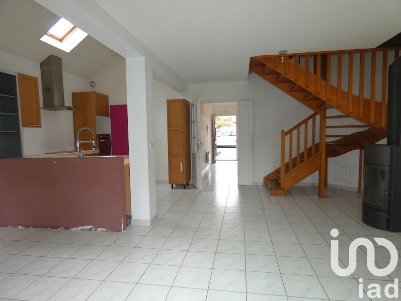 Vente maison 5 pièces 113 m² à La Queue-les-Yvelines (78940), 345 000 €