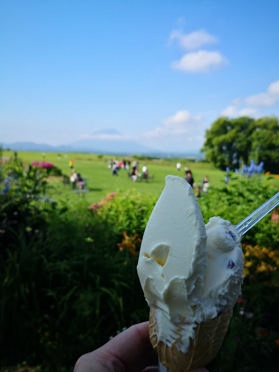 CクラスのLexus&Euro in Hokkaido・Presented by yossy・磯谷牧場跡地 風力発電群・寿都湾 元祖 かき小屋・レークヒル・ファームに関するカスタム事例の投稿画像12枚目