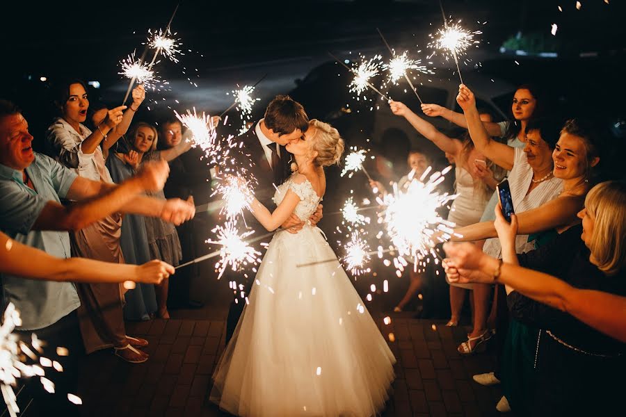 शादी का फोटोग्राफर Polina Romanova (romanowed)। जुलाई 11 2018 का फोटो