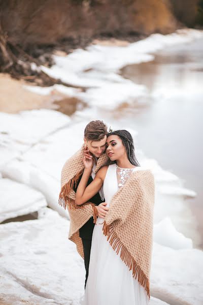 Nhiếp ảnh gia ảnh cưới Renata Odokienko (renata). Ảnh của 5 tháng 3 2019