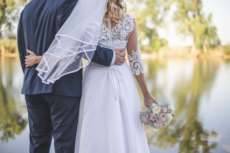 Fotografo di matrimoni Máté Liszkai (mliszkaphoto). Foto del 22 settembre 2022