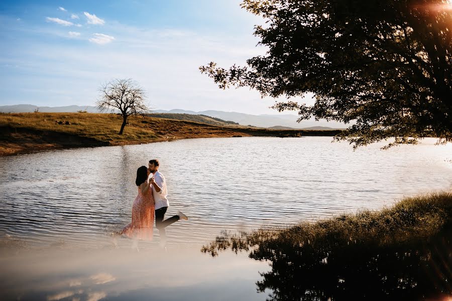 Wedding photographer Gabi Sandru (gabisandru). Photo of 5 July 2022