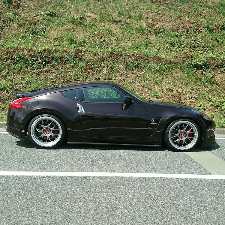 フェアレディZのz34・BBS・アクラポビッチに関するカスタム事例の投稿画像2枚目