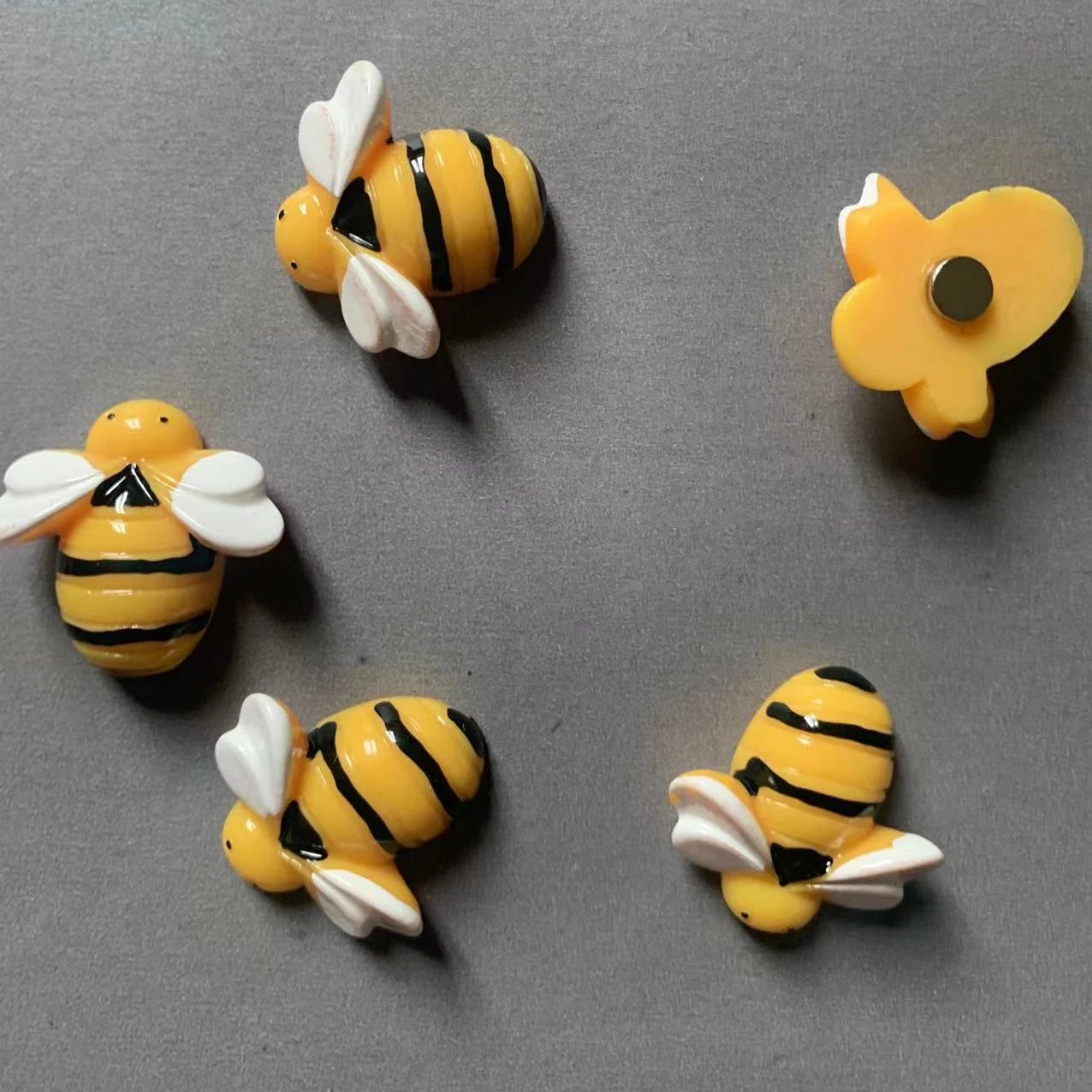 Title 5, 3D Kleine Bijtjes Handgemaakte Hars Kinderhaara...