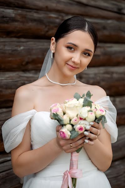 Fotógrafo de casamento Ildar Valitov (valitovphoto). Foto de 2 de setembro 2023