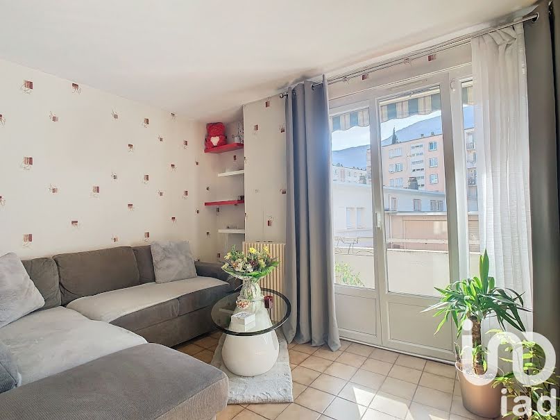 Vente appartement 4 pièces 67 m² à Le Pont-de-Claix (38800), 125 000 €