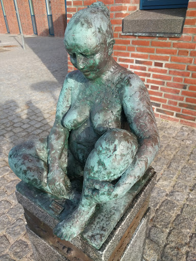 Bronze lady in Hirtshals