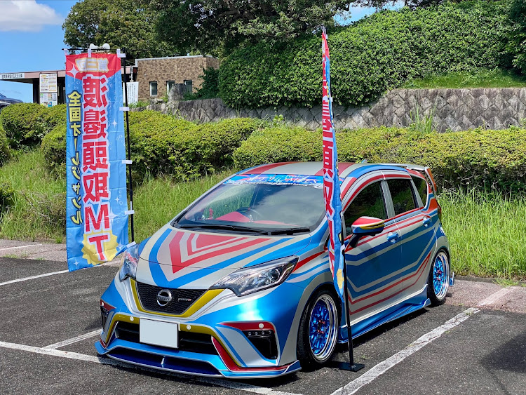 C-HRの第三回全国オールジャンル渡邉頭取ＭＴ・熱中症に気をつけて!!・三連休・梅雨明け間近・どんなサンシェードをお使いですか？に関するカスタム事例の投稿画像2枚目