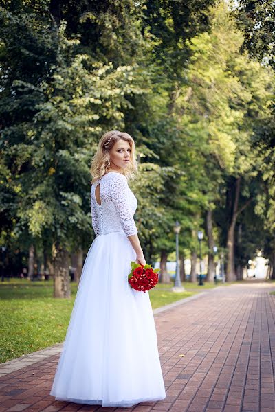 Fotógrafo de casamento Delana Romanova (delana). Foto de 21 de dezembro 2017