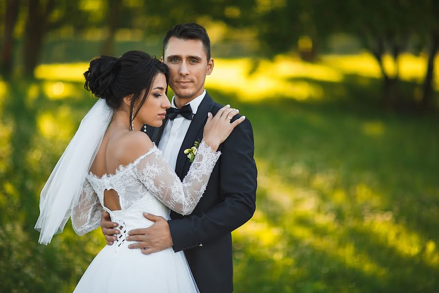 Wedding photographer Andrey Guzovyako (waterman). Photo of 11 January 2018