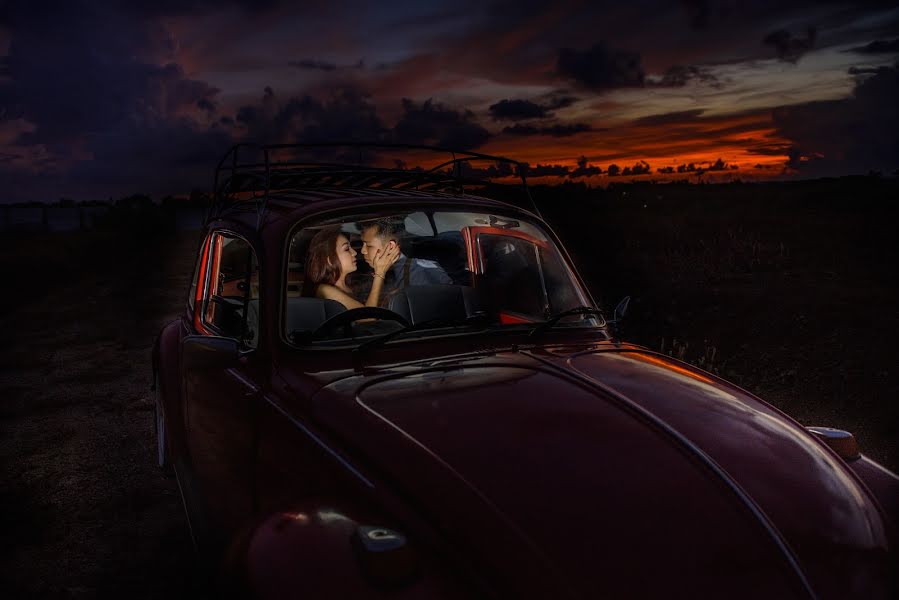 Wedding photographer Angga Wiratryanjaya Angga Wira (anggawira). Photo of 15 October 2018