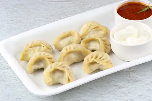 Veg Steamed Momos [4 Pieces]