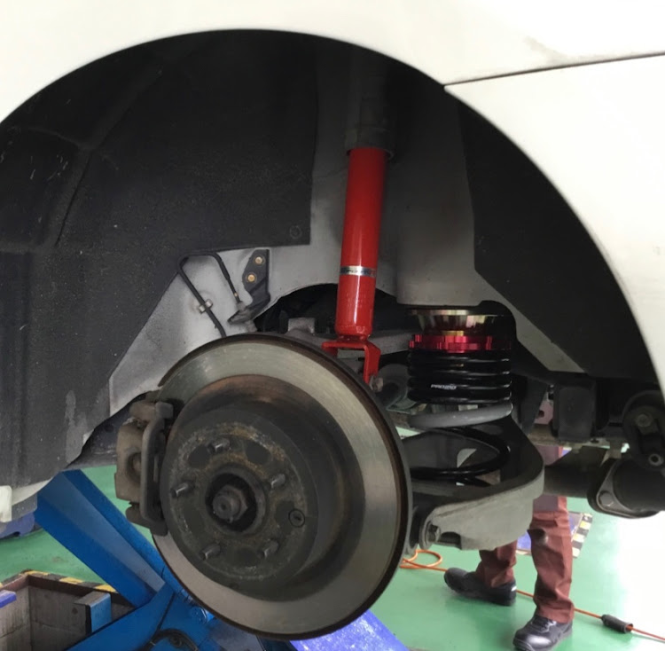 フーガの車高調タナベに関するカスタム事例の投稿画像3枚目