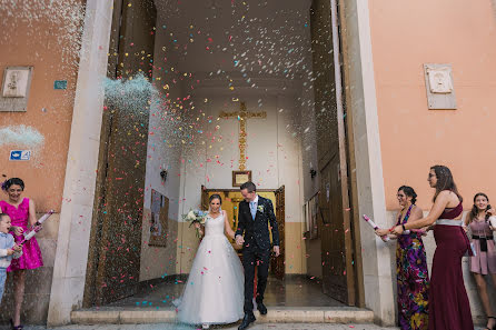 Jurufoto perkahwinan Mónica Milena (loveweddings). Foto pada 21 Ogos 2023