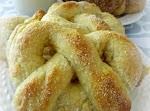 Homemade Soft Pretzels Recipe was pinched from <a href="http://bakerette.com/buttery-soft-pretzels-recipe/" target="_blank">bakerette.com.</a>