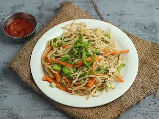 Paneer Hakka Noodles