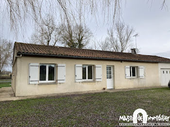 maison à Angeac-Charente (16)