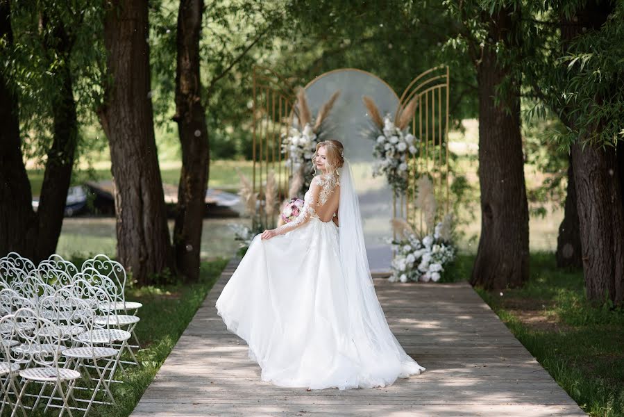 Wedding photographer Antonina Mirzokhodzhaeva (amiraphoto). Photo of 19 June 2022