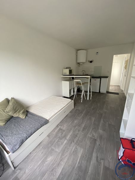 Location meublée appartement 1 pièce 19.23 m² à Joue-les-tours (37300), 450 €